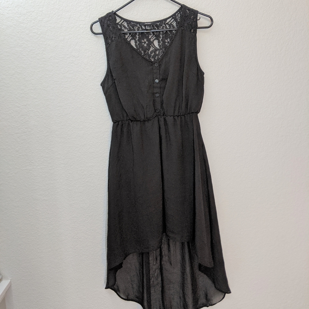 🦄BUY 2 GET 2 FREE! Forever 21 Black high low dress